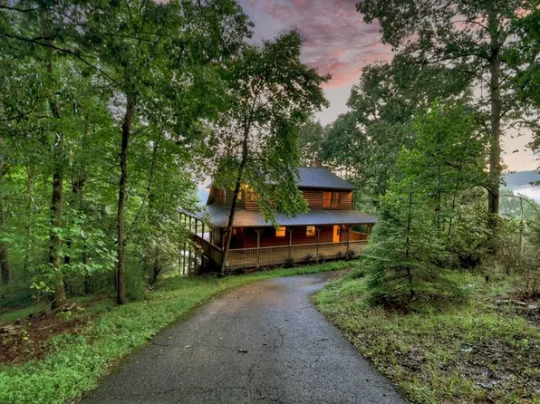 160 Mountain Field Dr, Suches, GA 30572