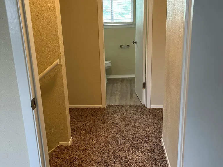 817 Betsy Ross Dr #A — Photo 8