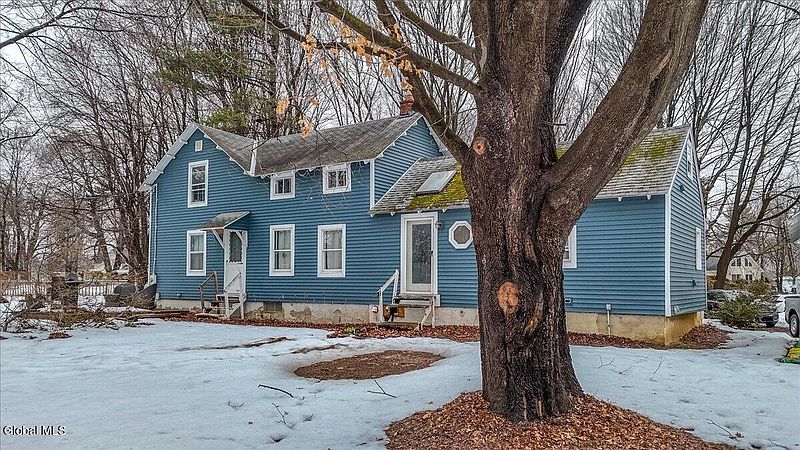 4th image of 1410 River Road