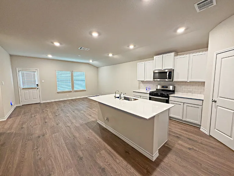 21065 Gravel Keep — Photo 12