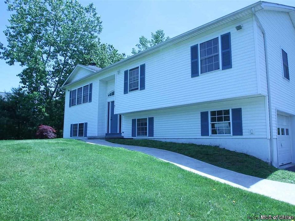 1st image of 7 Laura Dr
