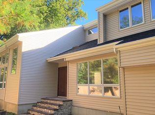 593 Landing Ave, Smithtown, NY 11787