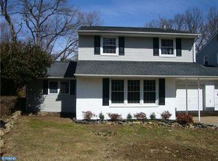 853 W Birchtree Ln, Claymont, DE 19703