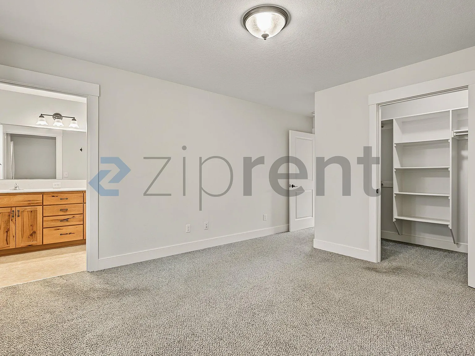 3 bed, 1389 sqft, $2,500 — Photo 3