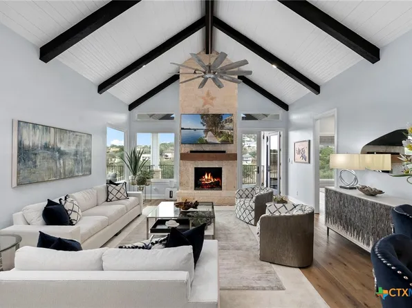 2078 Connie Dr, Canyon Lake, TX 78133