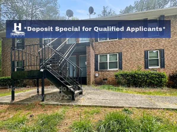573 Evergreen Ter, Forest Park, GA