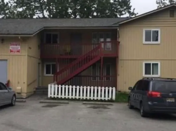 12501 Silver Fox Ln, Anchorage, AK 99515