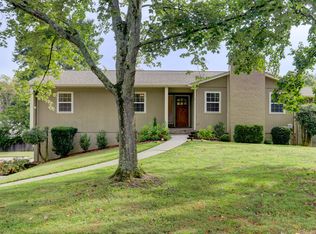 1306 Cherry Tree Ln, Knoxville, TN 37919
