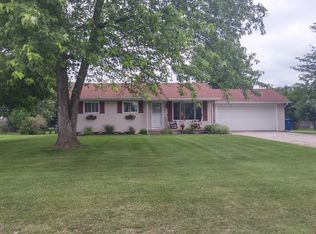 5116 Ray Rd, Linden, MI 48451