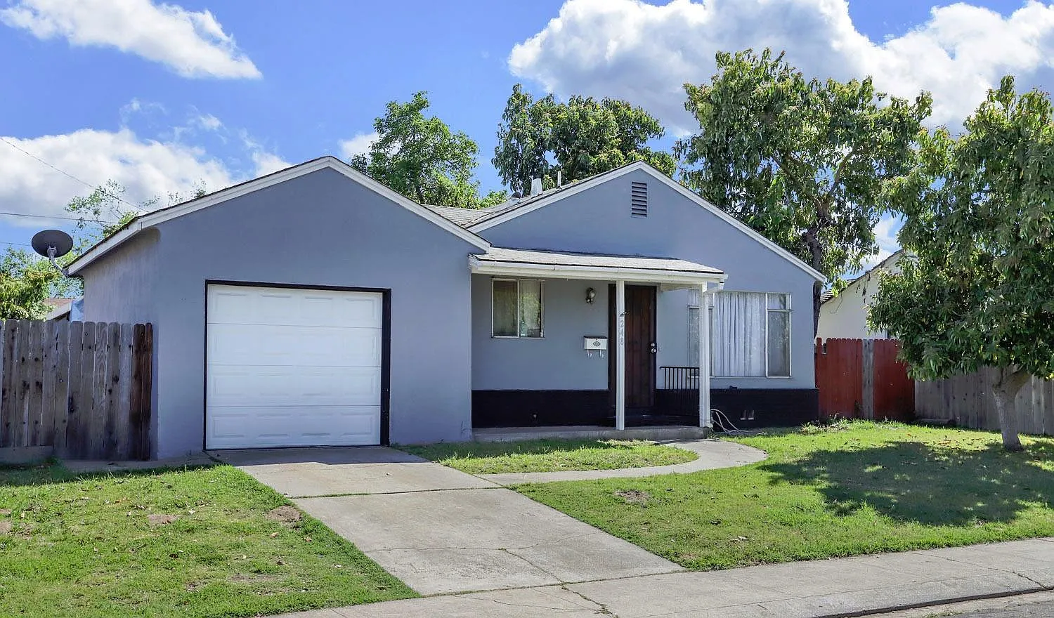 248 Martha St photo 1