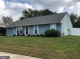 536 Berkshire Dr, Williamstown, NJ 08094