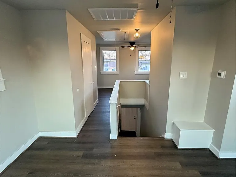 4103 Delhi St — Photo 10