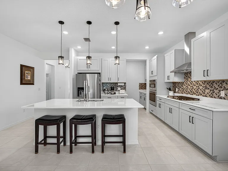 16426 Paynes Mill Dr — Photo 14