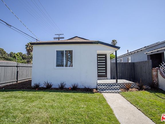 4th image of 12926 Borden Ave
