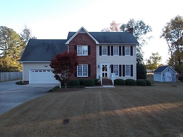 1st image of 2483 Pineridge Dr