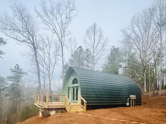 2nd image of 402 Moreland Rd