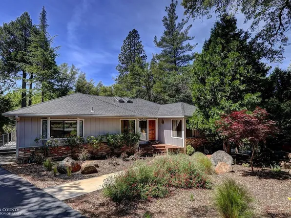 18345 Jayhawk Dr, Penn Valley, CA 95946