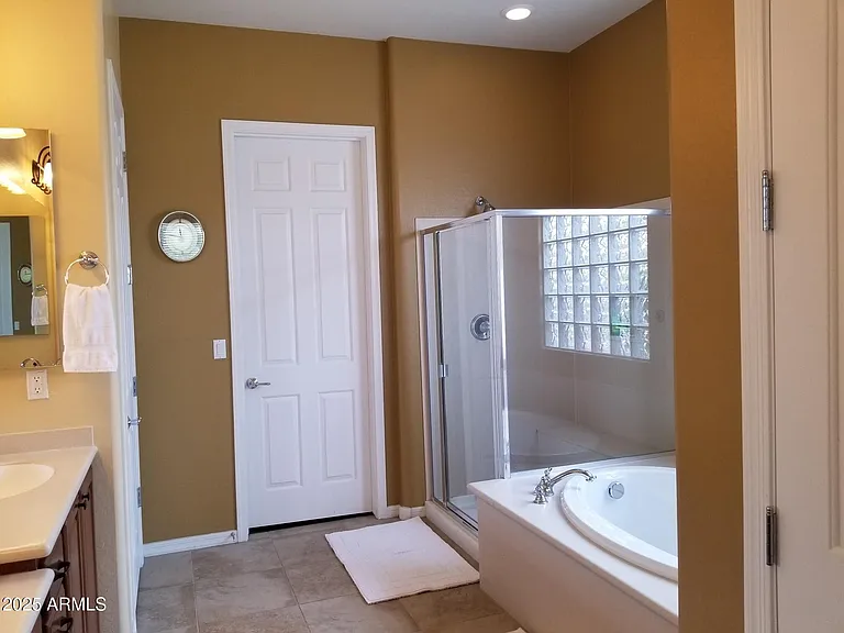 26824 W Potter Dr — Photo 17