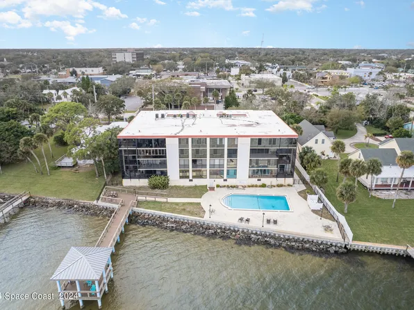 525 Indian River Ave APT 304, Titusville, FL 32796