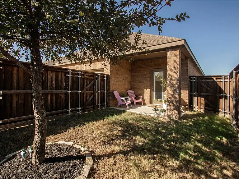 2348 Opaline Dr — Photo 21
