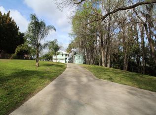 115 Riverside Way, San Mateo, FL 32187