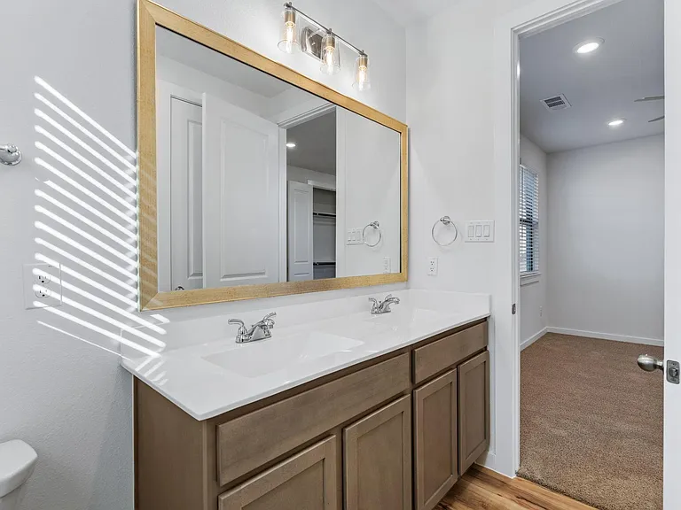3235 Loam Ln — Photo 22