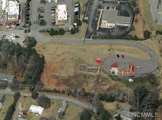 166 Weaver Blvd, Weaverville, NC 28787
