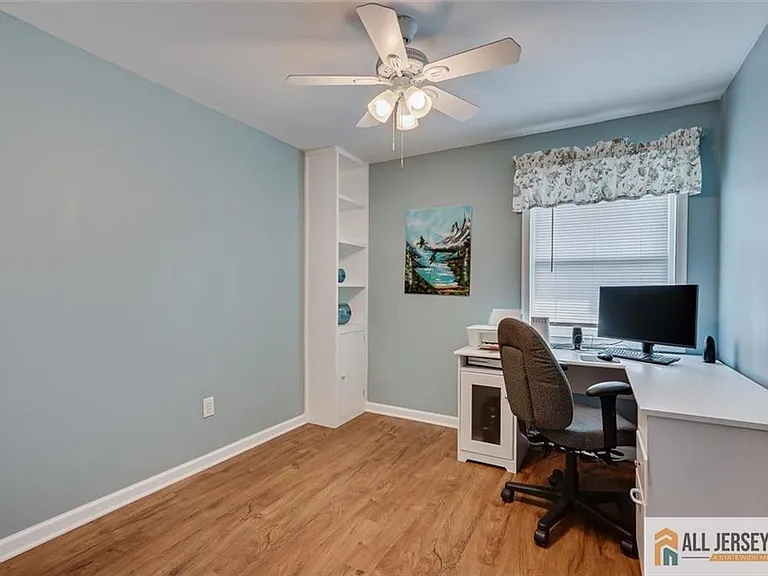 39 Kendall Rd — Photo 29
