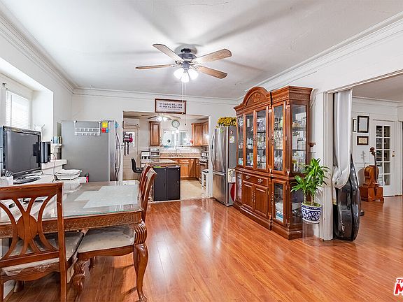 3rd image of 301 N Vendome St