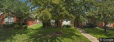 3 bed, 2015 sqft, $2,700 — Photo 2