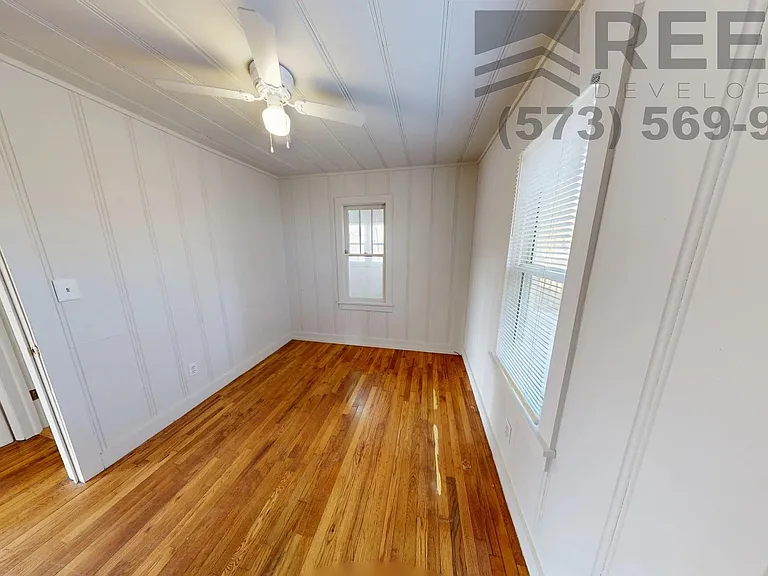 212 Ballenger Dr — Photo 6