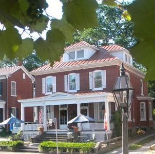 242 Merchant St, Ste Genevieve, MO, 63670