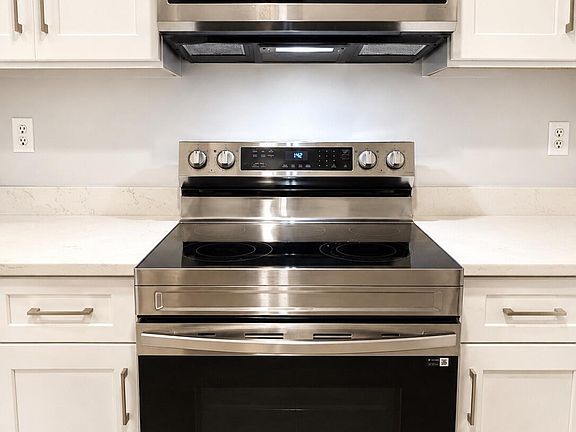 4th image of 1560 SE Royal Green Cir #201