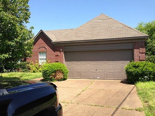 2nd image of 6970 Lagrange Cir N