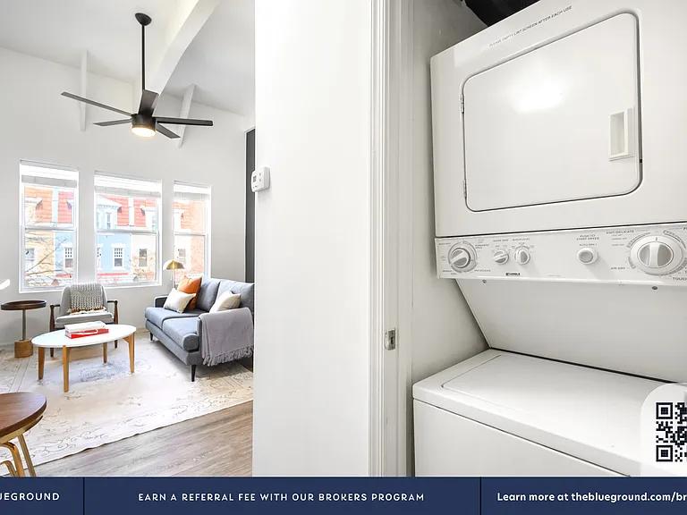 Washer/Dryer in Apartment