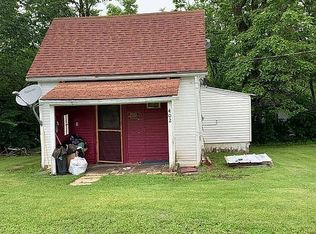 402 N 1st Ave, Laredo, MO 64652