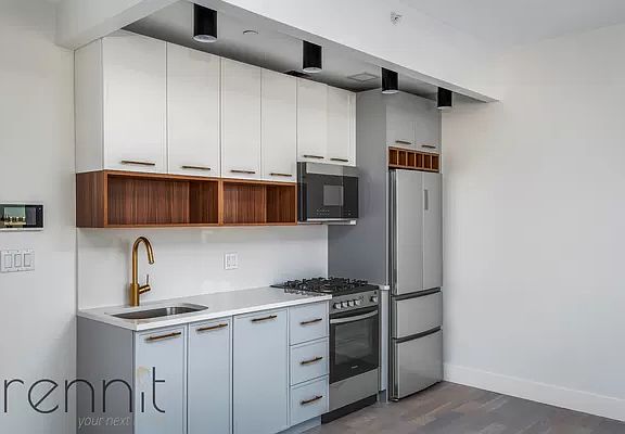 5th image of 933 Rogers Ave #3E