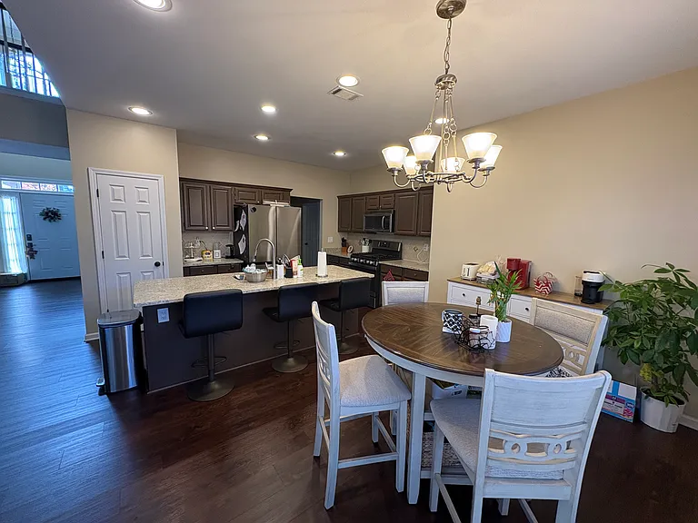 553 Mountain Oaks Pkwy — Photo 5