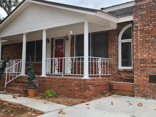 4830 Kyle Ln NW, Huntsville, AL 35810