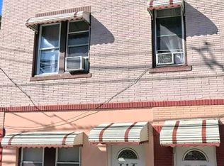 525 61st St APT 2, West New York, NJ 07093