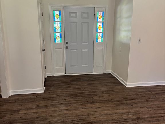 2nd image of 35 Christian Woods Ln