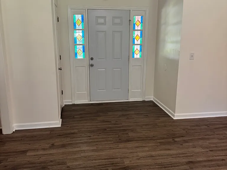 35 Christian Woods Ln — Photo 2