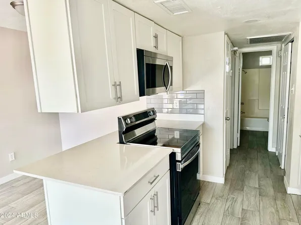 16821 N 26th St #30, Phoenix, AZ 85032