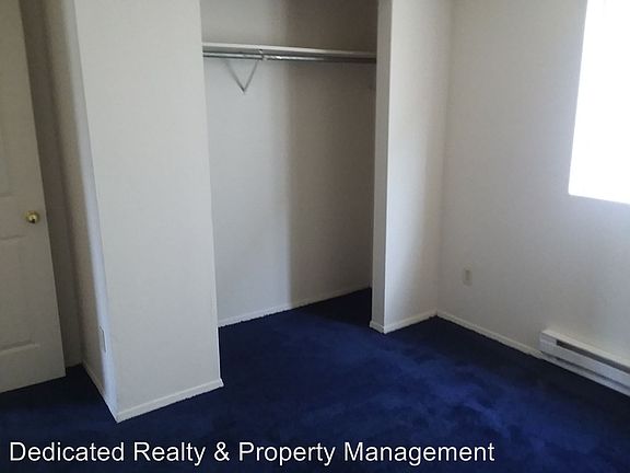 5th image of 627 N 6th Ave APT 1