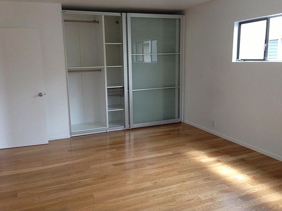 5th image of 357 S Elm Dr APT 4