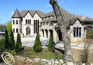 2nd image of 2573 Leroy Ln