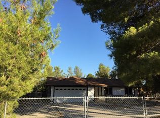 14775 Manzano Rd, Victorville, CA 92392