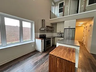 291 Nassau St N #2 — Photo 4