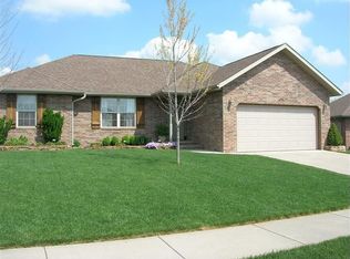 873 W Cambridge Ave, Nixa, MO 65714