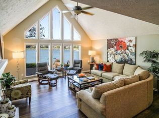 5272 Boardwalk Pl, Indianapolis, IN